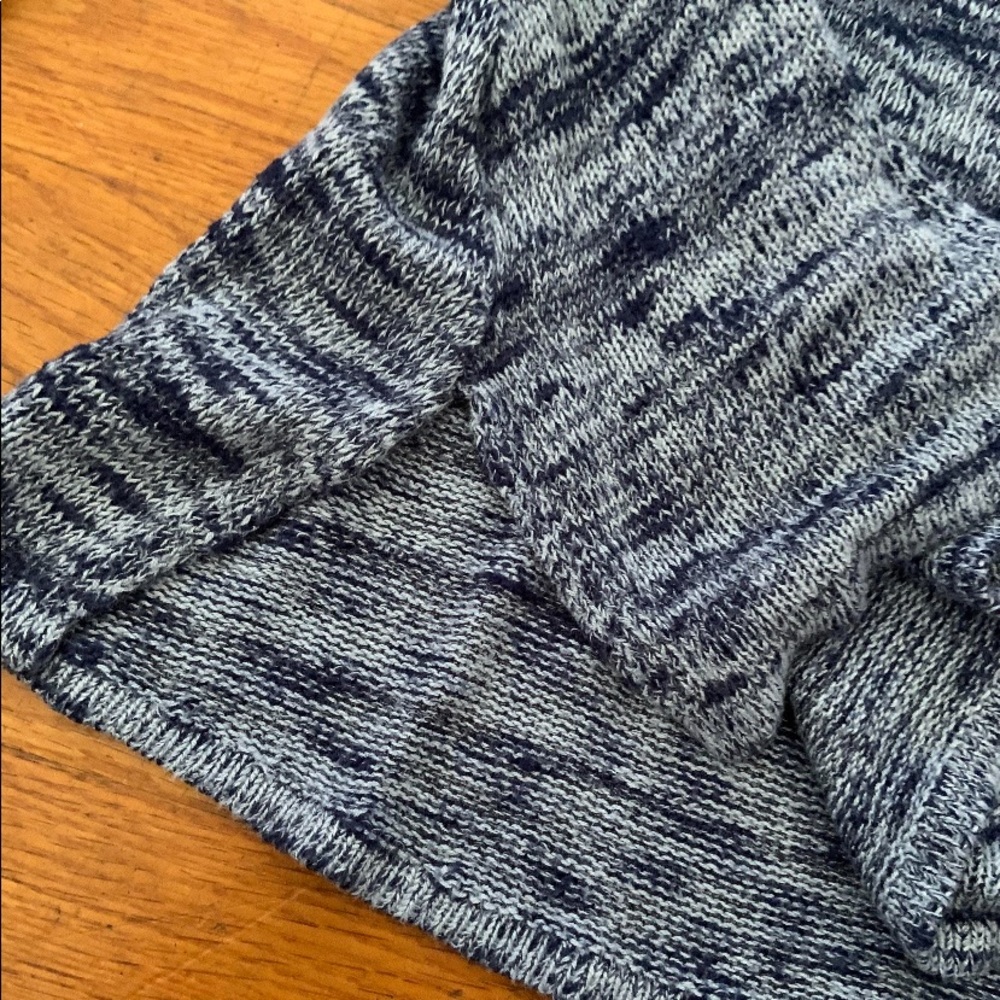 Sweater - Picture 3 of 3